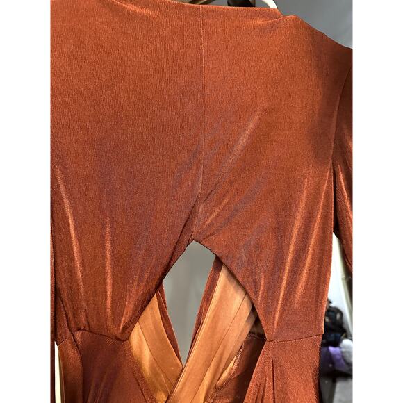 Katie May In A Mood Gown - Size Large - Picture 7 of 9